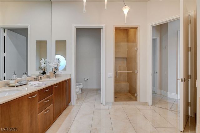 2877 Paradise Road 104, Las Vegas, NV 89109