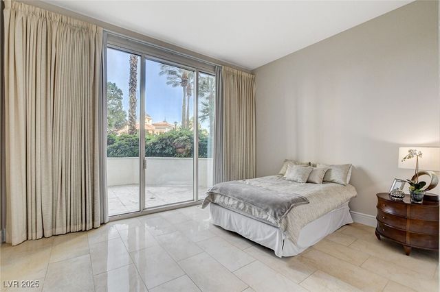 2877 Paradise Road 104, Las Vegas, NV 89109