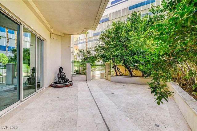 2877 Paradise Road 104, Las Vegas, NV 89109