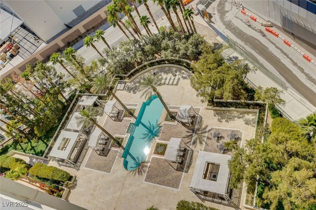 2877 Paradise Road 104, Las Vegas, NV 89109