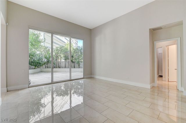 2877 Paradise Road 104, Las Vegas, NV 89109