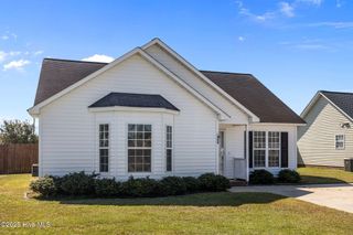 1008 Penncross Drive, Greenville, NC 27834