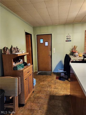 1288 Liberty Avenue, Barberton, OH 44203