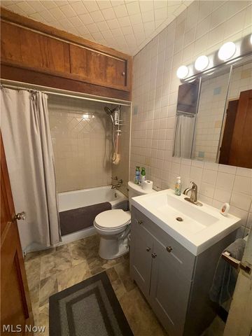 1288 Liberty Avenue, Barberton, OH 44203