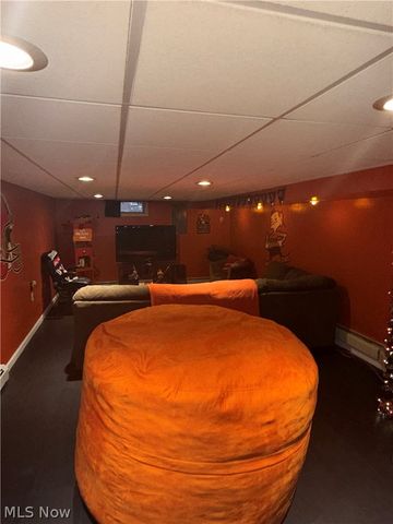 1288 Liberty Avenue, Barberton, OH 44203