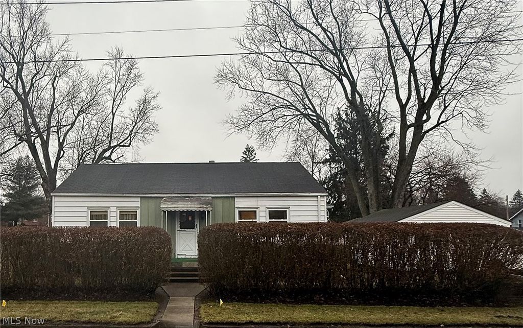 1288 Liberty Avenue, Barberton, OH 44203