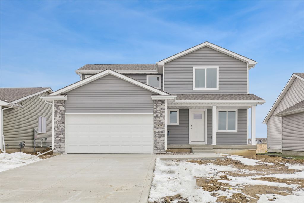 509 Fireside Drive NW, Bondurant, IA 50035