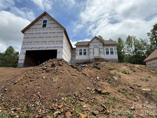 405 Huntington Woods Street SE, Lenoir, NC 28645