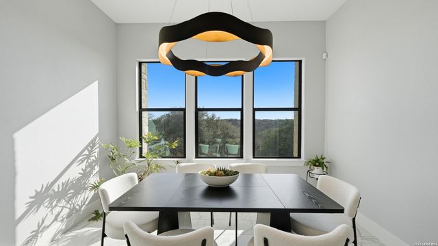 2587 Falling Oak, Blanco, TX 78606