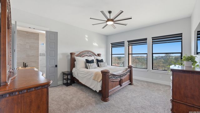 2587 Falling Oak, Blanco, TX 78606