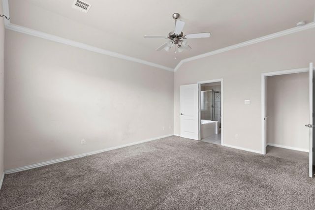10015 Chase Court, Baytown, TX 77521