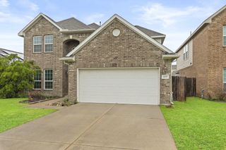 10015 Chase Court, Baytown, TX 77521