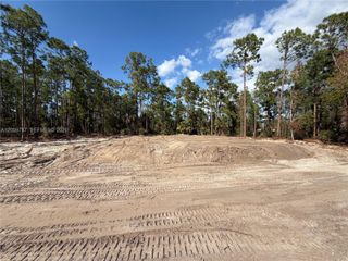 1305 E 11 Street, Lehigh Acres, FL 33972