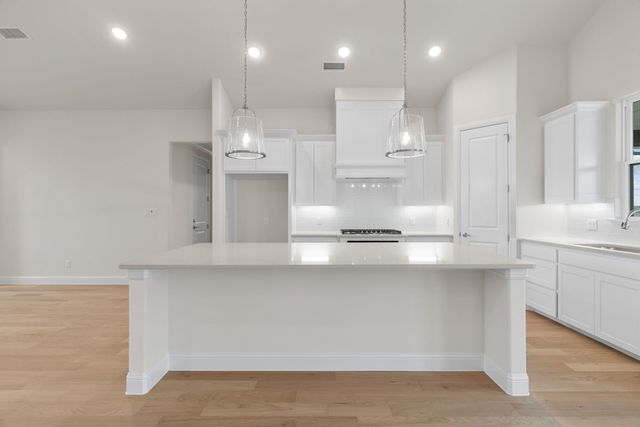 709 County Road 4530, Decatur, TX 76234