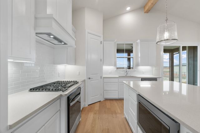 709 County Road 4530, Decatur, TX 76234