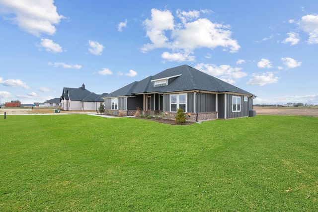 709 County Road 4530, Decatur, TX 76234