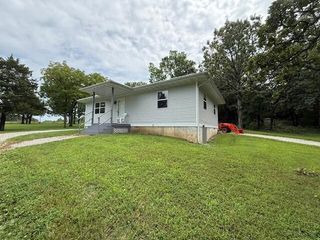 3461 South 90th Road, Flemington, MO 65650