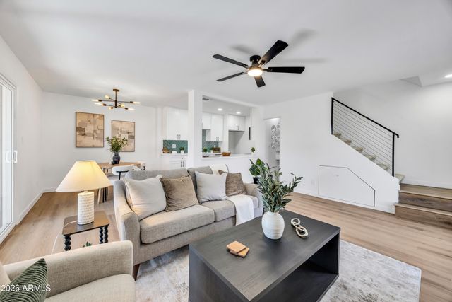 6062 W TOWNLEY Avenue, Glendale, AZ 85302