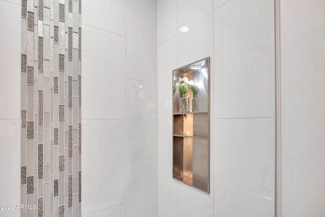 6062 W TOWNLEY Avenue, Glendale, AZ 85302