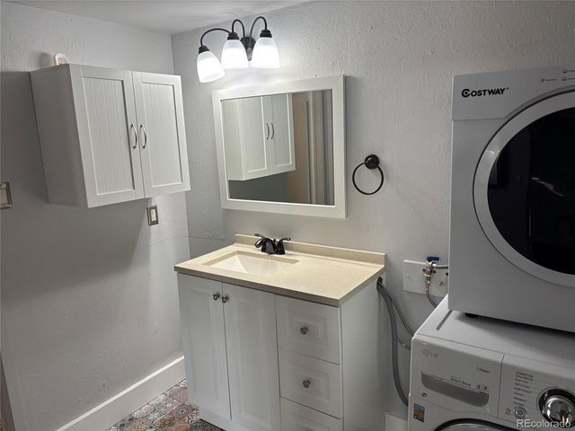 9995 E Harvard Avenue 282, Denver, CO 80231