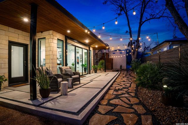 260 S Hackberry, New Braunfels, TX 78130