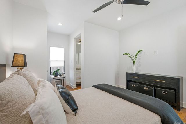 260 S Hackberry, New Braunfels, TX 78130