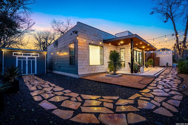 260 S Hackberry, New Braunfels, TX 78130