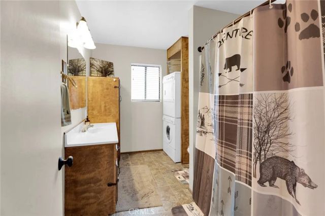 2434 Fir Drive, Running Springs, CA 92382