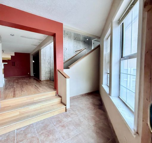 14 PINON Avenue, Cedar Crest, NM 87008