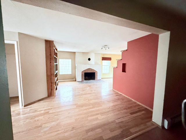 14 PINON Avenue, Cedar Crest, NM 87008