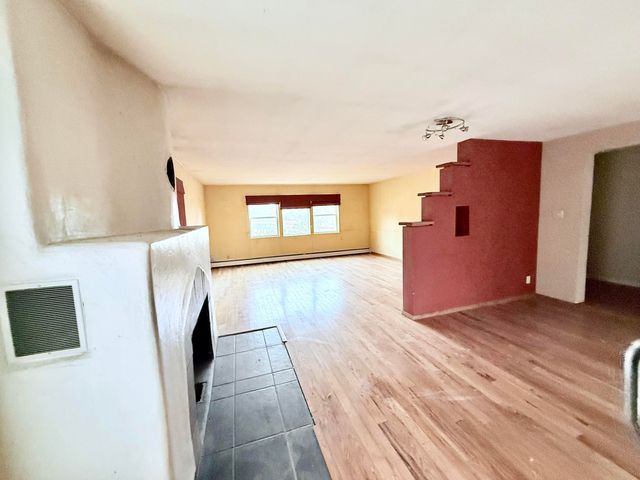 14 PINON Avenue, Cedar Crest, NM 87008