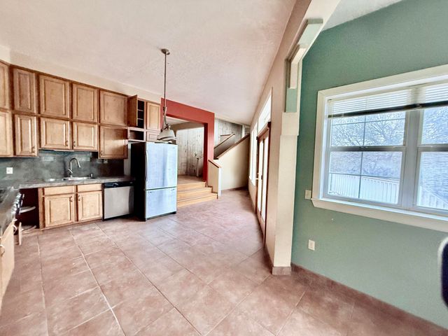 14 PINON Avenue, Cedar Crest, NM 87008
