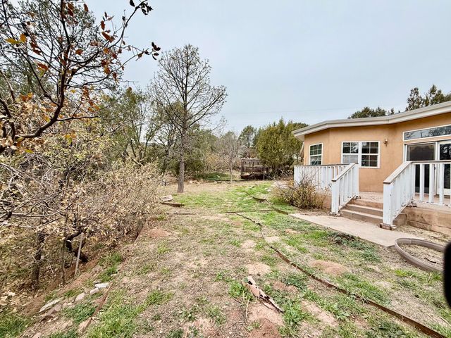 14 PINON Avenue, Cedar Crest, NM 87008