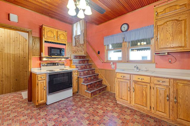 216 Prospect Street, Owatonna, MN 55060