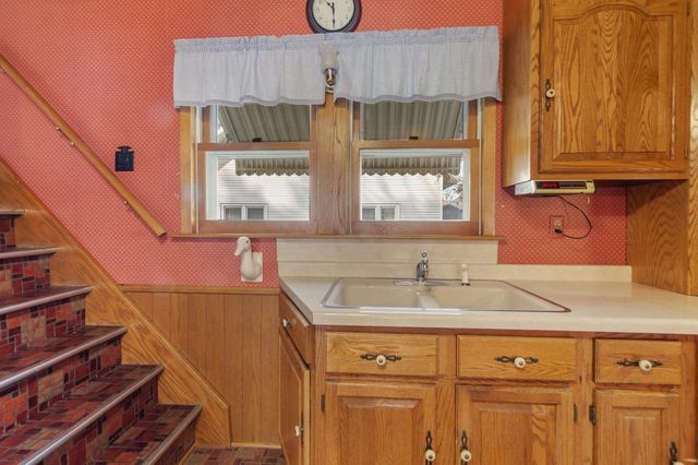 216 Prospect Street, Owatonna, MN 55060