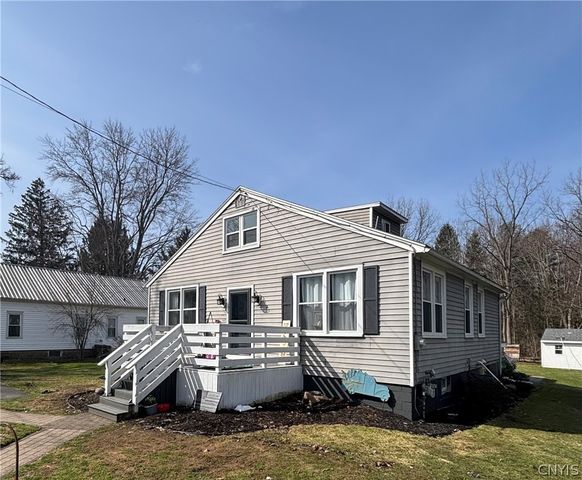 23 Phillips Street, Lysander, NY 13027