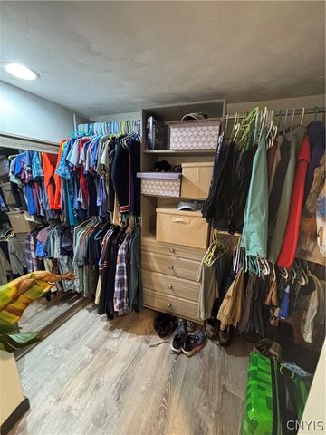 23 Phillips Street, Lysander, NY 13027