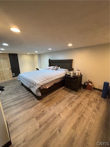 23 Phillips Street, Lysander, NY 13027