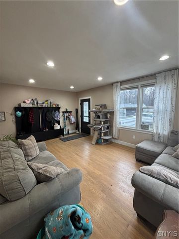 23 Phillips Street, Lysander, NY 13027