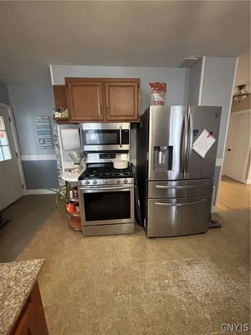 23 Phillips Street, Lysander, NY 13027