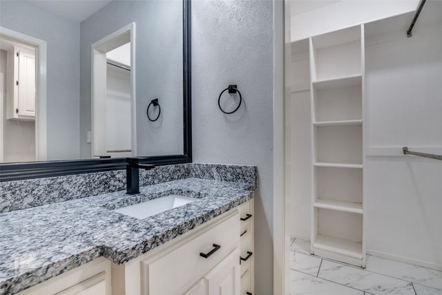 411 Fireside Drive, Richardson, TX 75081