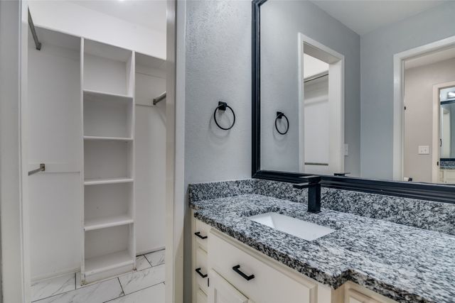 411 Fireside Drive, Richardson, TX 75081