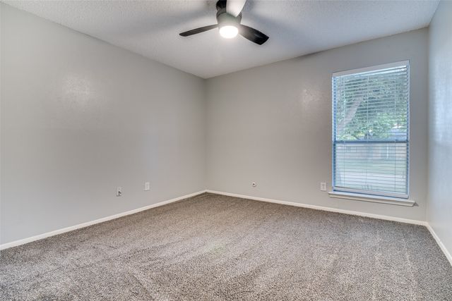 411 Fireside Drive, Richardson, TX 75081