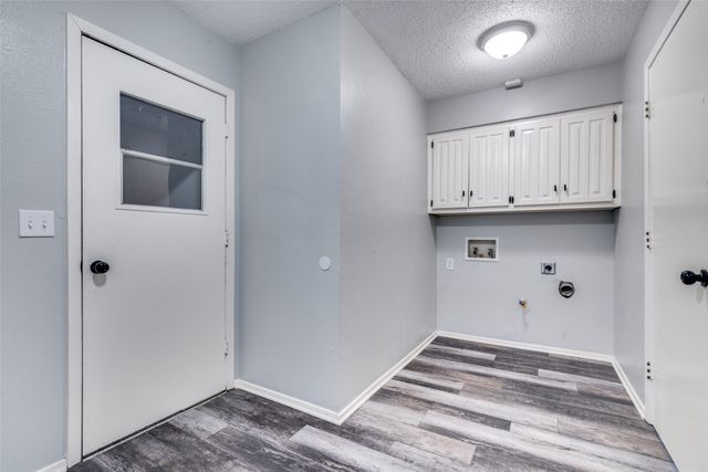 411 Fireside Drive, Richardson, TX 75081