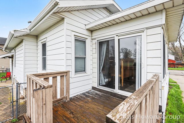116 N Douglas Avenue, Three Rivers City, MI 49093