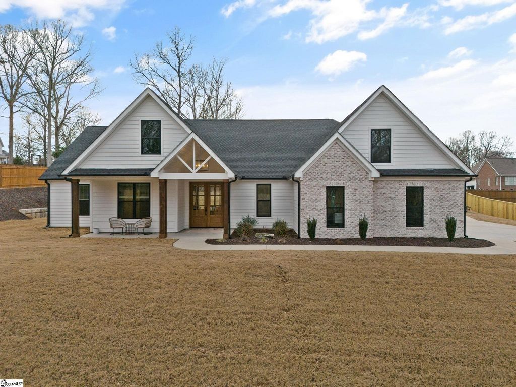 12 Beech Creek Court, Greer, SC 29651