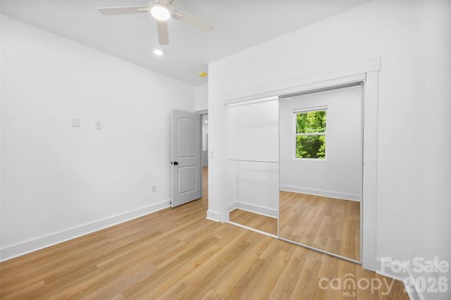 1003 College Boulevard, Dallas, NC 28034