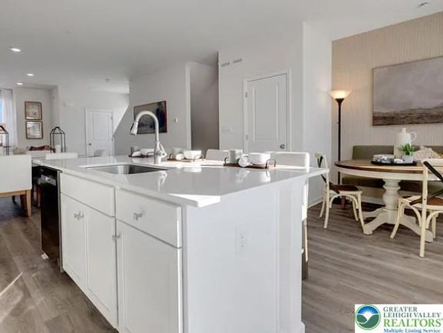 8328 Alexander, Upper Macungie Twp, PA 18031
