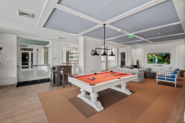 2000 Stirling Road 3-301, Hollywood, FL 33020