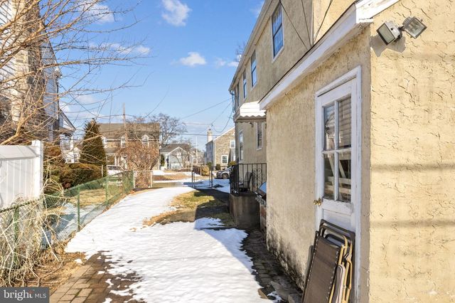 800 COLLENBROOK AVE, Drexel Hill, PA 19026